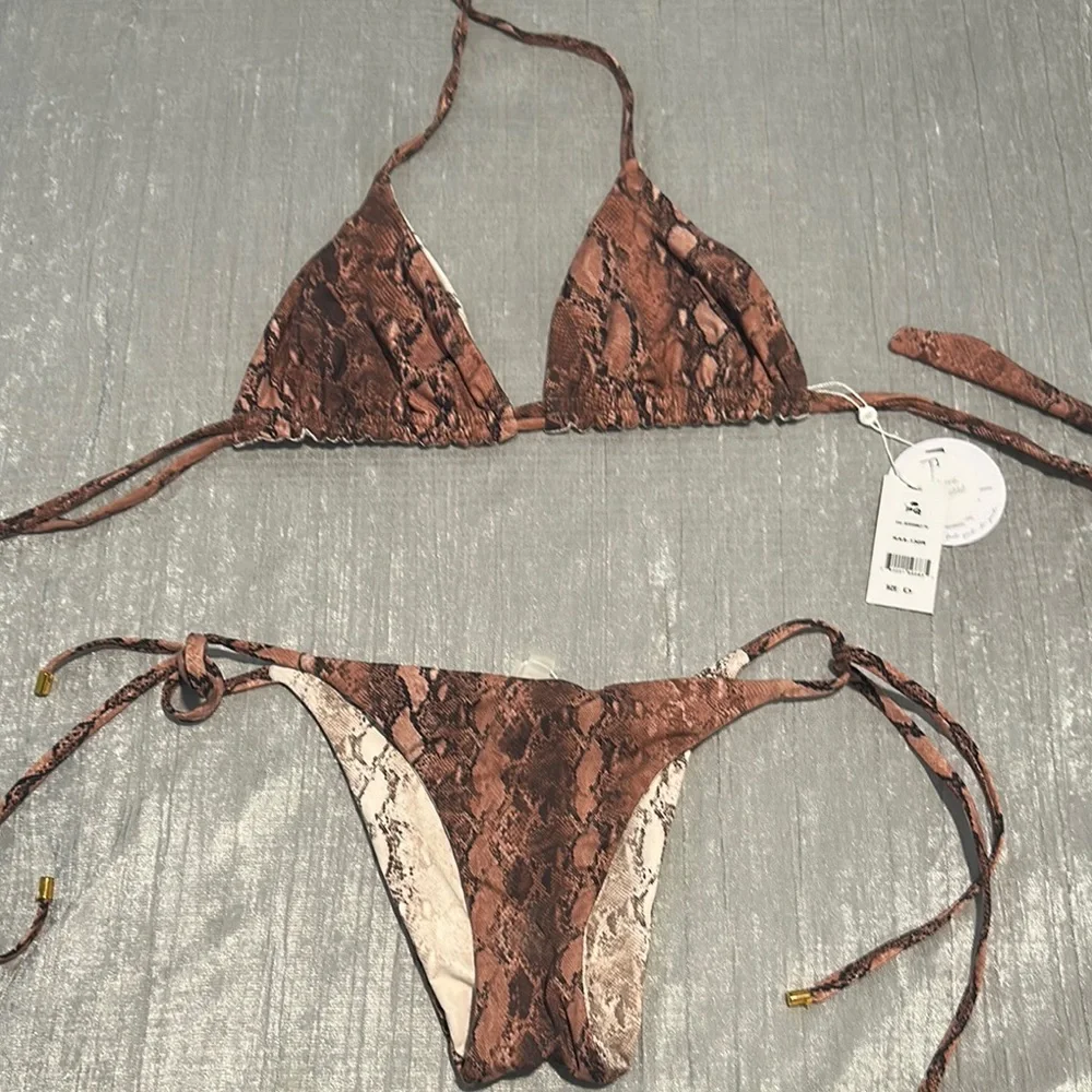 PQ Swim Reversible Brown Reptile Print Bikini Top - Picture 3 of 8